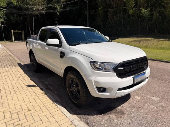 FORD RANGER 2.2 XLS 4X4 CD 16V DIESEL 4P AUTOMÁTICO